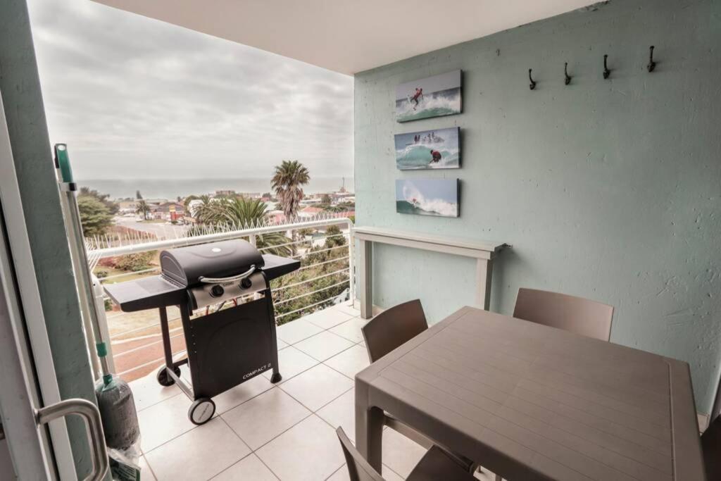 Oceanview Apartments The Look Out Джефрис-Бей Экстерьер фото